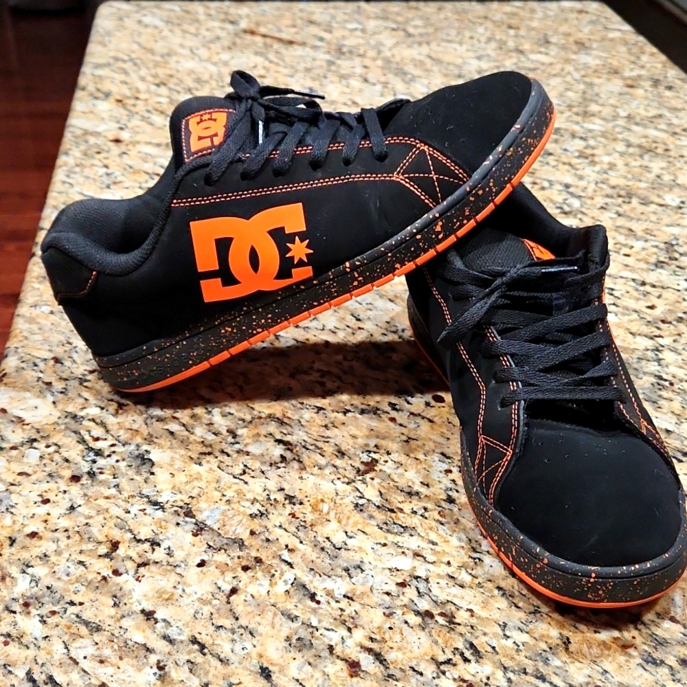 Mens size 13 DC sneakers